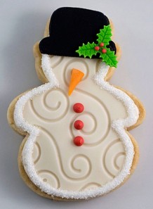 Biscuit Bonhomme de neige – Sablé à la vanille décoré de pâte à la guimauve