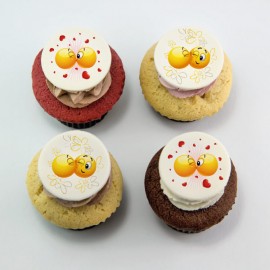 Valentine Cupcakes with heart illustrations