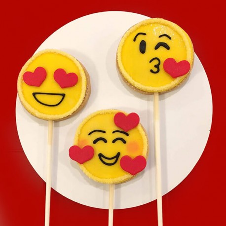 The emoji-heart cookies