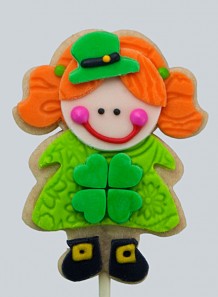 St-Patrick ‘lil girl shortbread cookie with clover